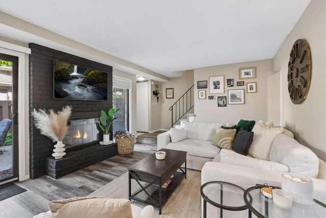 3640 Independence Avenue S 83, Saint Louis Park, MN 55426