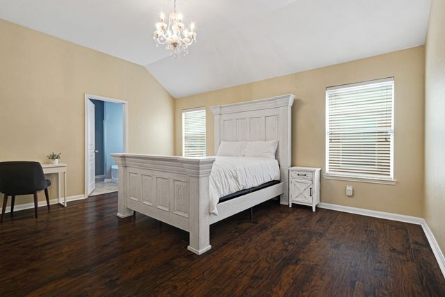 2932 Milby Oaks Drive, Fort Worth, TX 76244