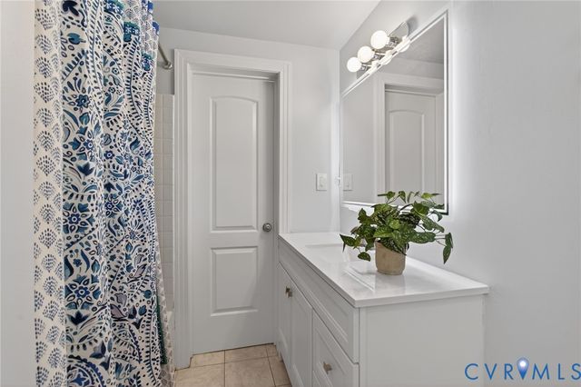 108 Anchor Ln, Yorktown, VA 23692