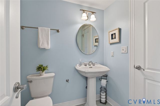 108 Anchor Ln, Yorktown, VA 23692