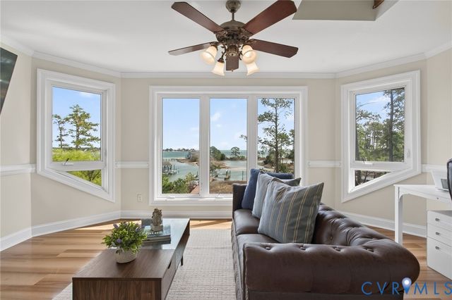 108 Anchor Ln, Yorktown, VA 23692