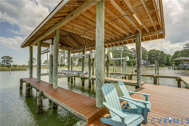 108 Anchor Ln, Yorktown, VA 23692