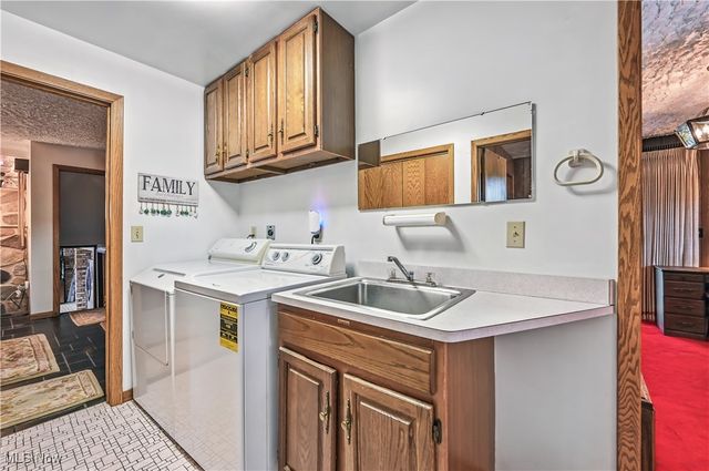 2717 Niles Vienna Road, Niles, OH 44446