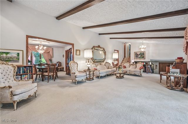 2717 Niles Vienna Road, Niles, OH 44446