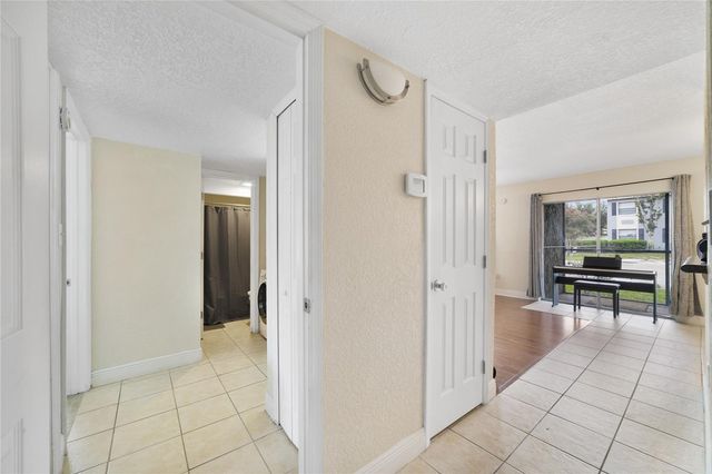 2541 N ALAFAYA TRAIL 77, Orlando, FL 32826