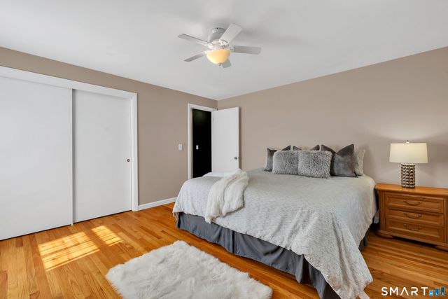 44 Riverside Drive, Branford, CT 06405
