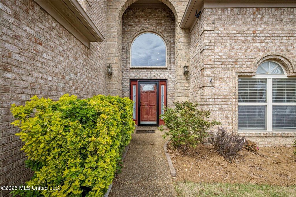 6037 Callaway Cove, Olive Branch, MS 38654 — photo 2
