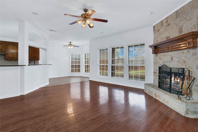 333 Green Acres Drive, Murphy, TX 75094