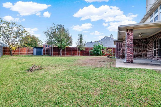 333 Green Acres Drive, Murphy, TX 75094