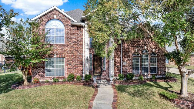 333 Green Acres Drive, Murphy, TX 75094