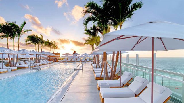 102 24 1545 1545, Miami Beach, FL 33139