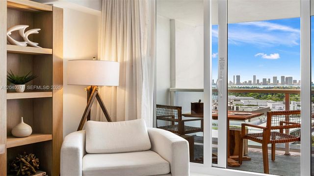 102 24 1545 1545, Miami Beach, FL 33139