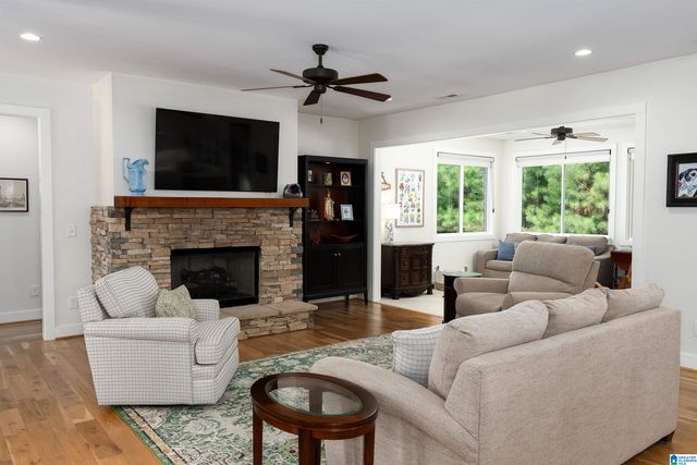441 S HIGHLAND RIDGE LANE, Chelsea, AL 35043
