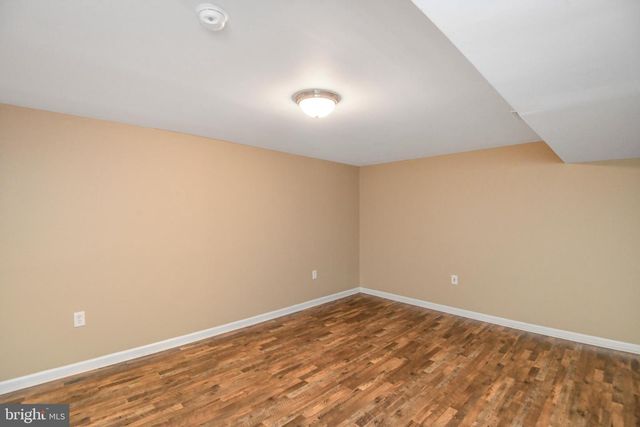 39 VILLAGE GROVE RD, Fredericksburg, VA 22406