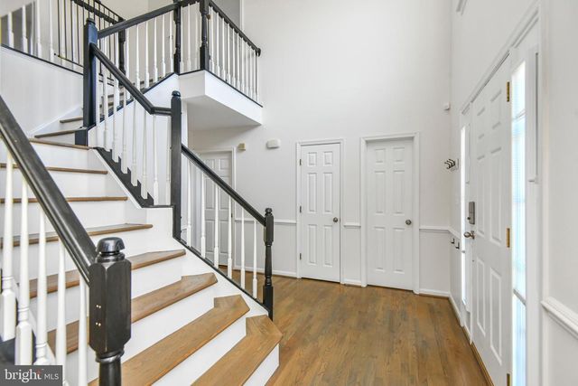 39 VILLAGE GROVE RD, Fredericksburg, VA 22406