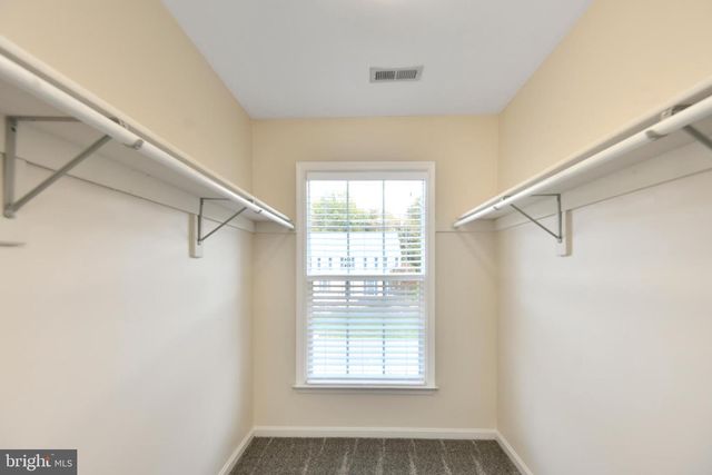 39 VILLAGE GROVE RD, Fredericksburg, VA 22406