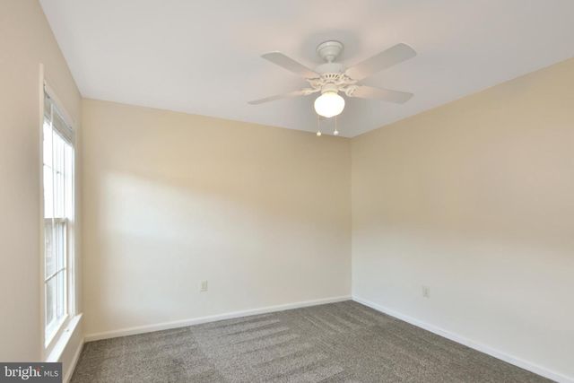 39 VILLAGE GROVE RD, Fredericksburg, VA 22406