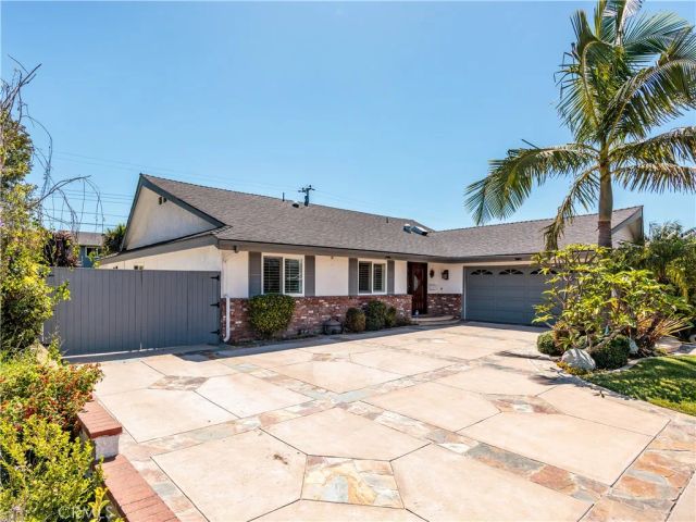 5202 Berkeley, Westminster, CA 92683