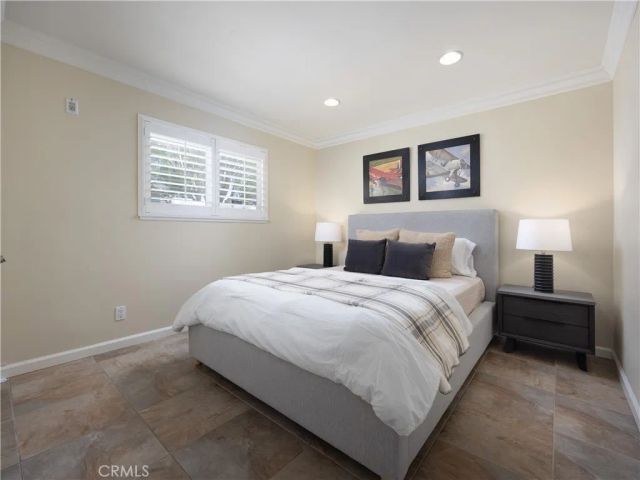 5202 Berkeley, Westminster, CA 92683