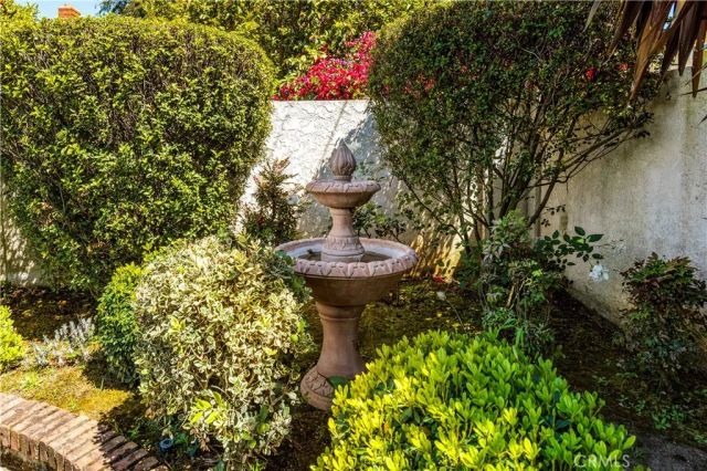 5202 Berkeley, Westminster, CA 92683