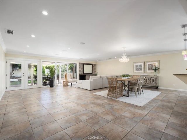 5202 Berkeley, Westminster, CA 92683