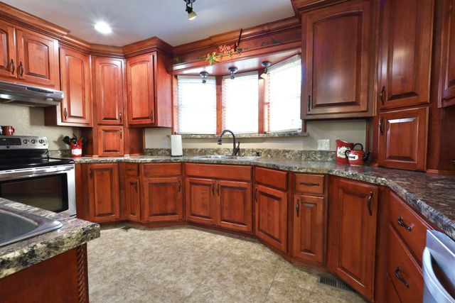 1906 HWY 70, Glenwood, AR 71943