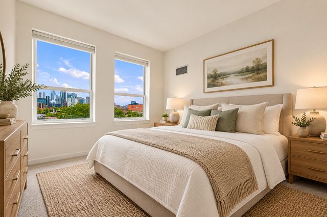 437 W Division Street 515, Chicago, IL 60610