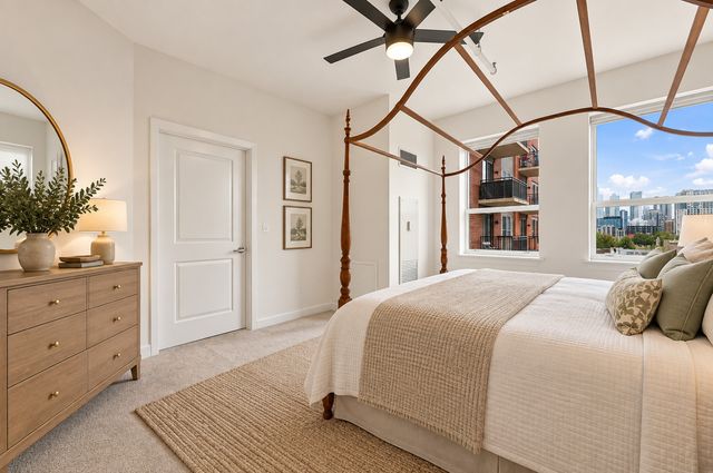 437 W Division Street 515, Chicago, IL 60610