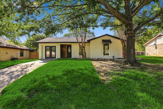 904 Dayton Road, Mansfield, TX 76063