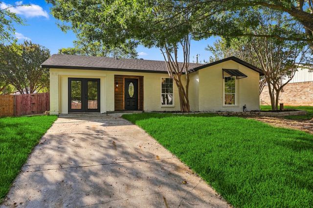 904 Dayton Road, Mansfield, TX 76063