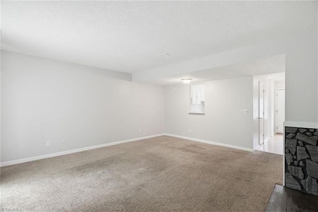 3730 Heathrow Drive, Winston-salem, NC 27127