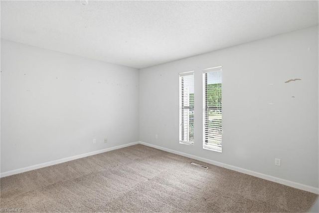 3730 Heathrow Drive, Winston-salem, NC 27127