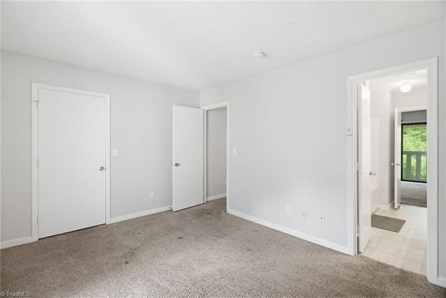 3730 Heathrow Drive, Winston-salem, NC 27127