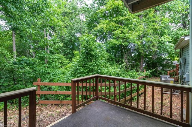 3730 Heathrow Drive, Winston-salem, NC 27127