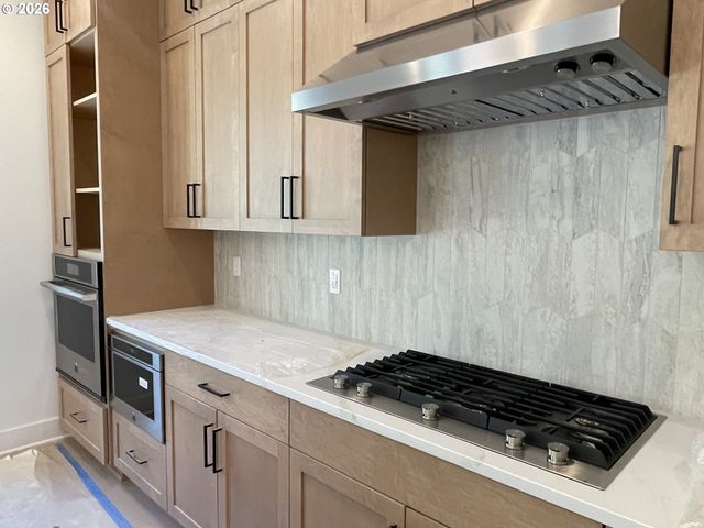 5092 N BENTON Dr, Camas, WA 98607