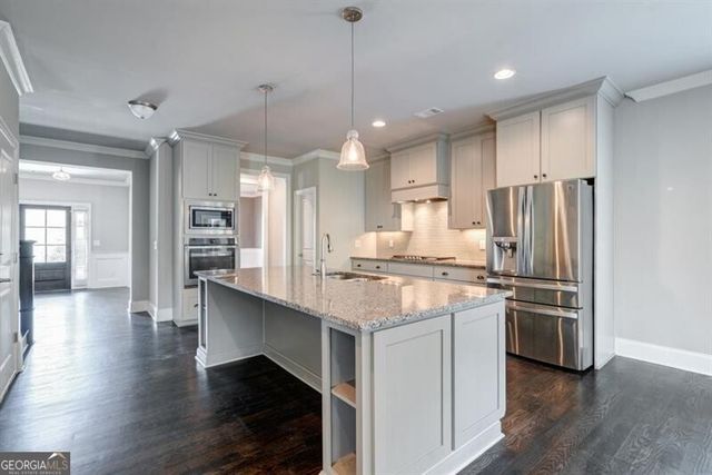 1317 Winfair Lane NE, Atlanta, GA 30329