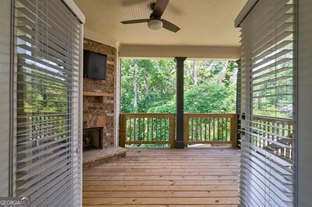 1317 Winfair Lane NE, Atlanta, GA 30329