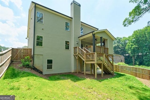 1317 Winfair Lane NE, Atlanta, GA 30329