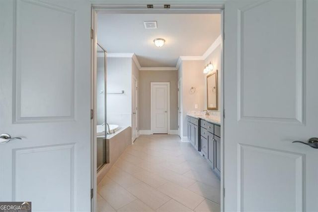 1317 Winfair Lane NE, Atlanta, GA 30329