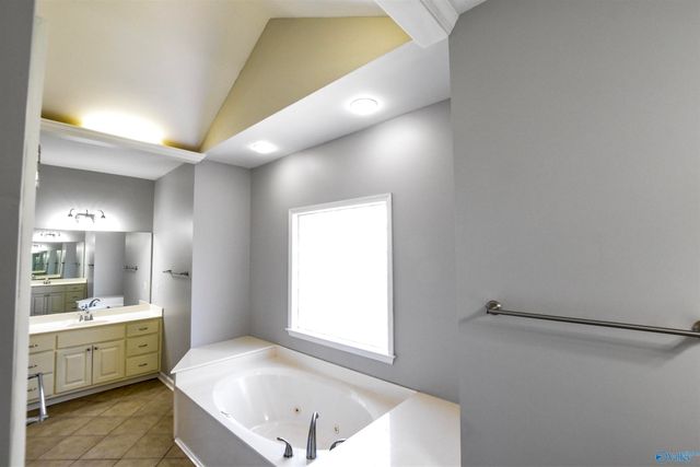118 Canterbury Drive, Madison, AL 35758