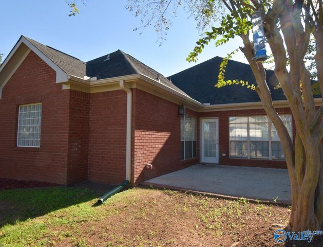 118 Canterbury Drive, Madison, AL 35758