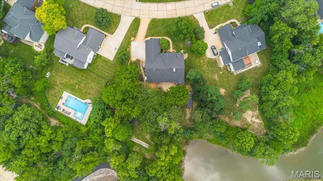 766 Southbrook Forest Court, St Charles, MO 63304