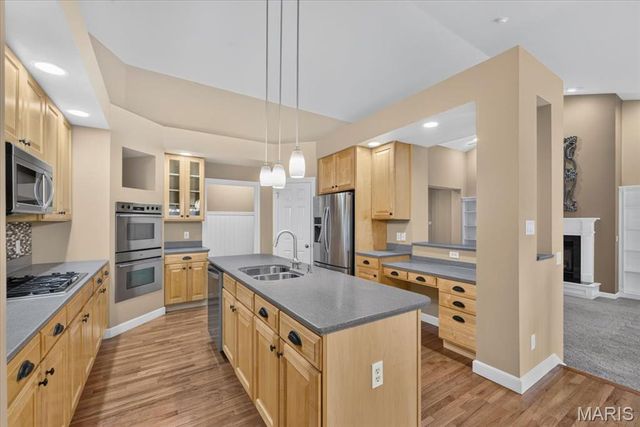 766 Southbrook Forest Court, St Charles, MO 63304