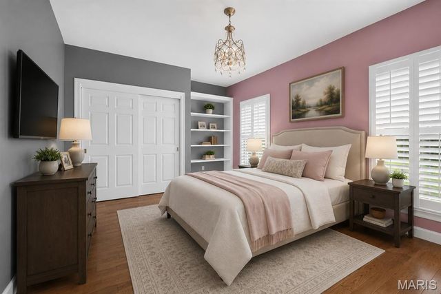 766 Southbrook Forest Court, St Charles, MO 63304