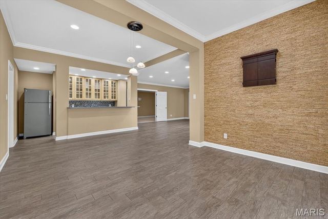 766 Southbrook Forest Court, St Charles, MO 63304