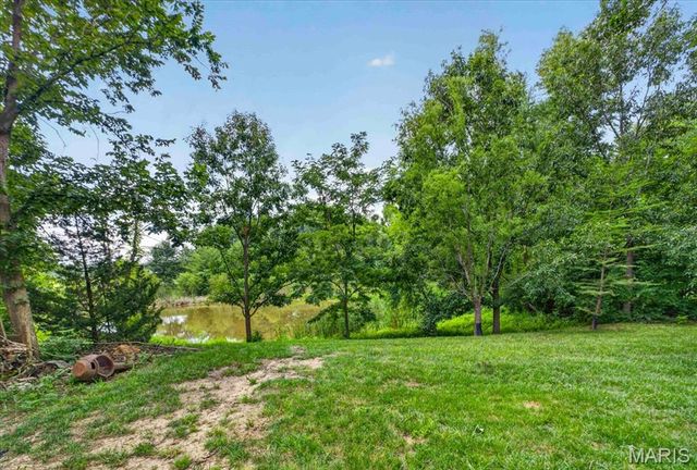766 Southbrook Forest Court, St Charles, MO 63304