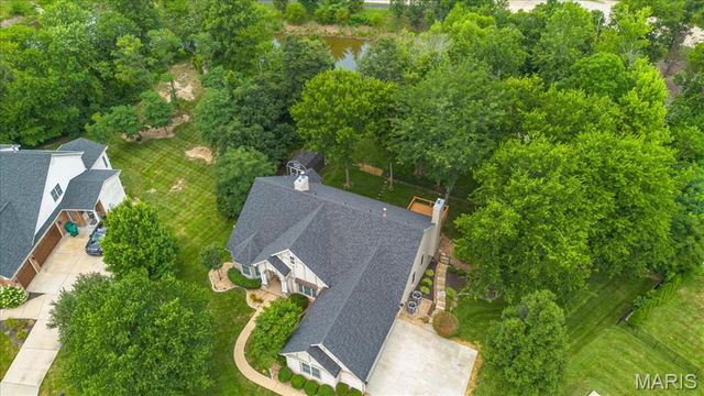 766 Southbrook Forest Court, St Charles, MO 63304