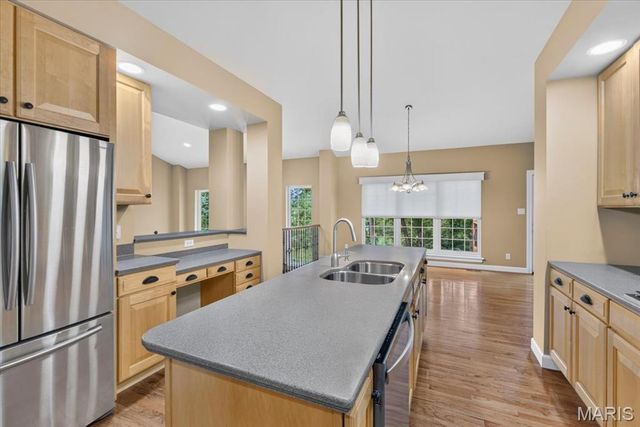 766 Southbrook Forest Court, St Charles, MO 63304