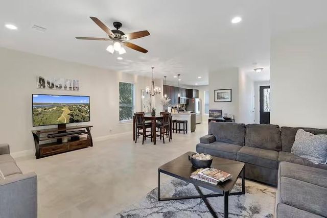 585 Demarett DR, Point Venture, TX 78645