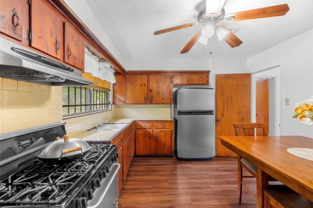 6807 Kingsway Drive, Houston, TX 77087